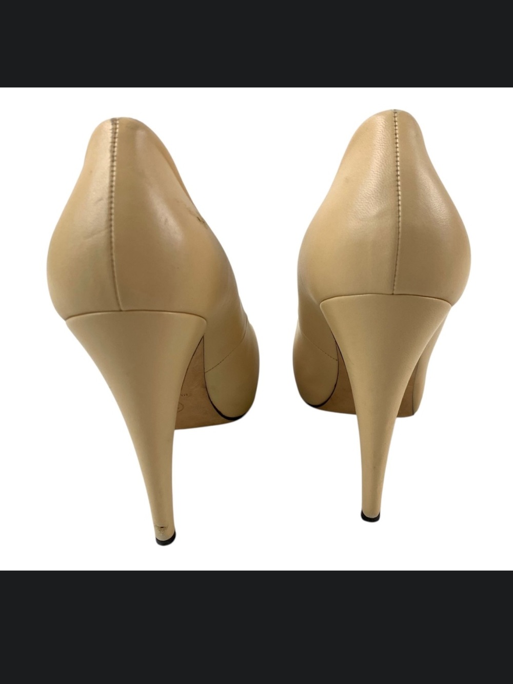 CHANEL Beige Leather Pumps with Black Cap Toes - Picture 6 of 17